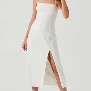 ASTR the label Brayden Strappy Back Midi Dress